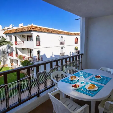 Romana Pool View Pet Friendly -