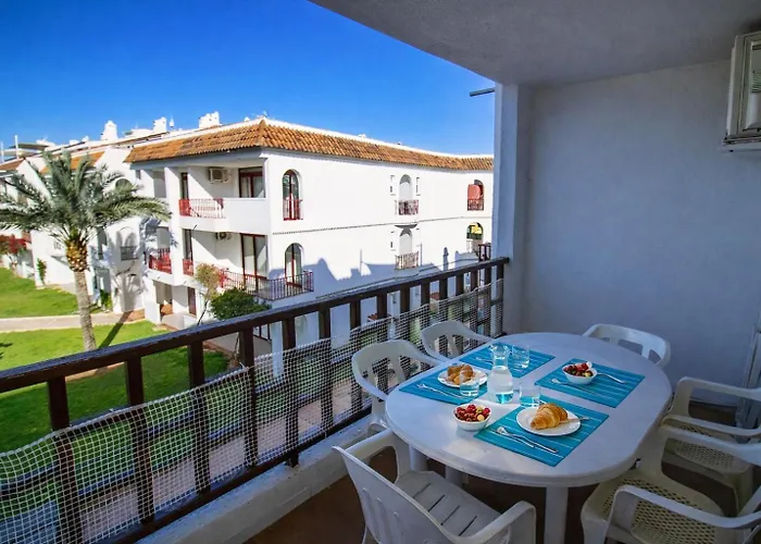 Romana Pool View Pet Friendly -